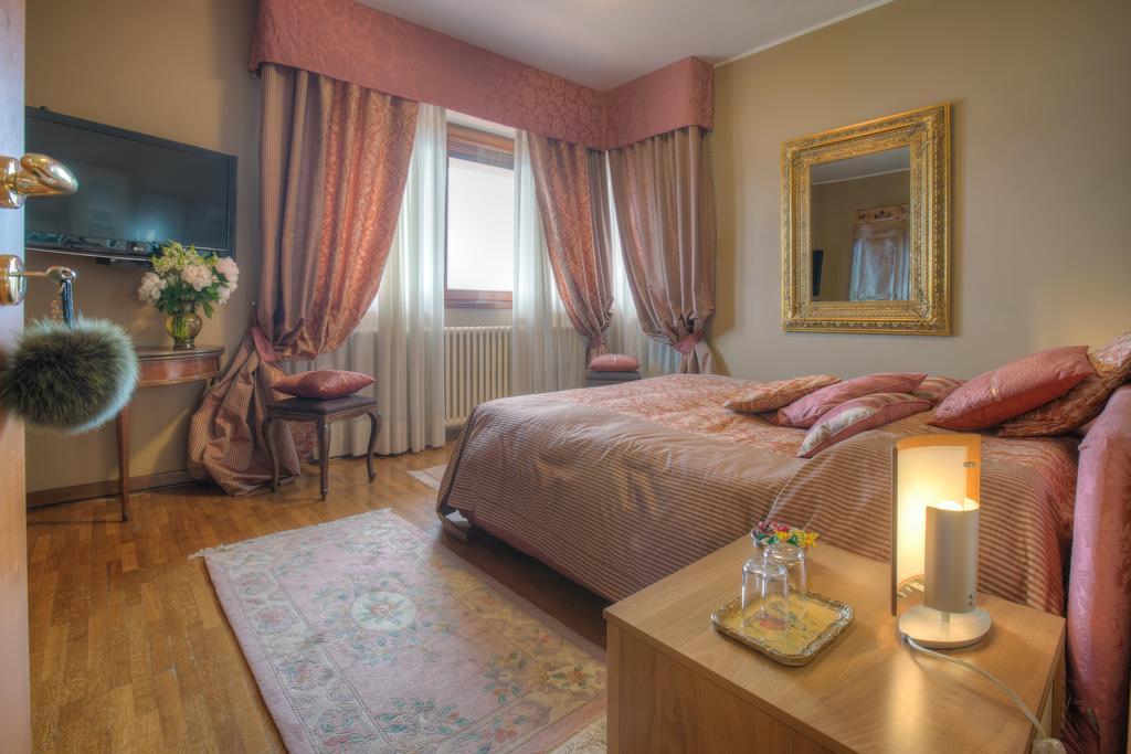 La Volpe Dorata Bed & Breakfast Stresa Dış mekan fotoğraf